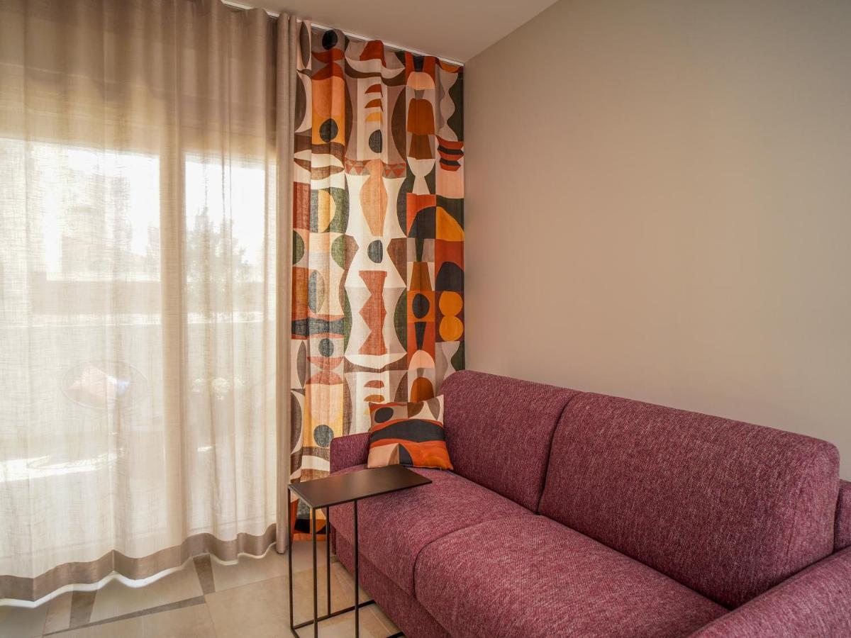 La Perla Di Bari - Private Parking Apartment Luaran gambar