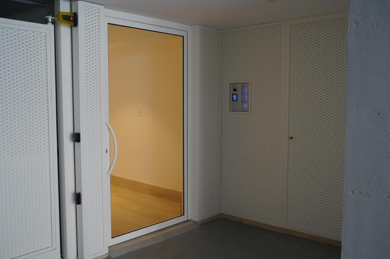 La Perla Di Bari - Private Parking Apartment Luaran gambar