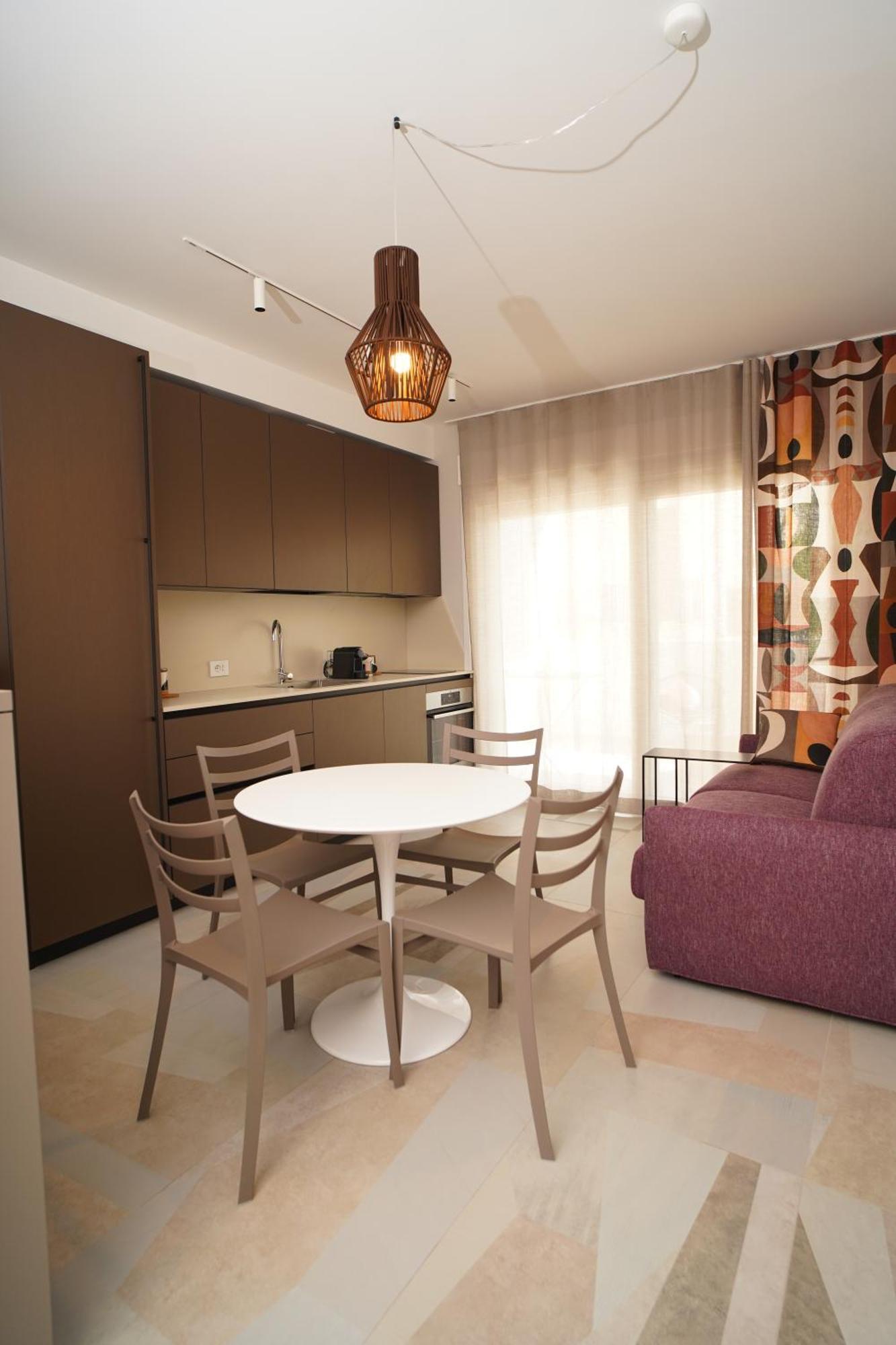 La Perla Di Bari - Private Parking Apartment Luaran gambar